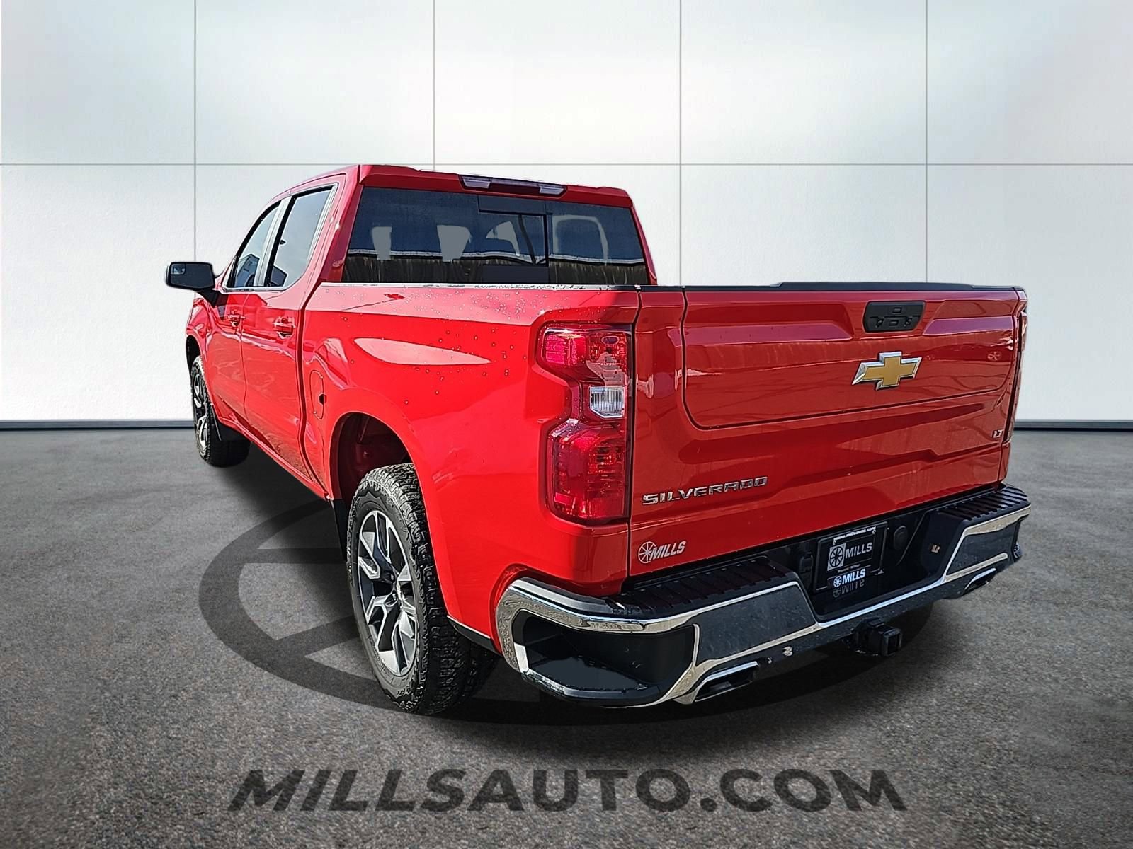 Certified 2022 Chevrolet Silverado 1500 LT w/ Z71 Off-Road Package image 9