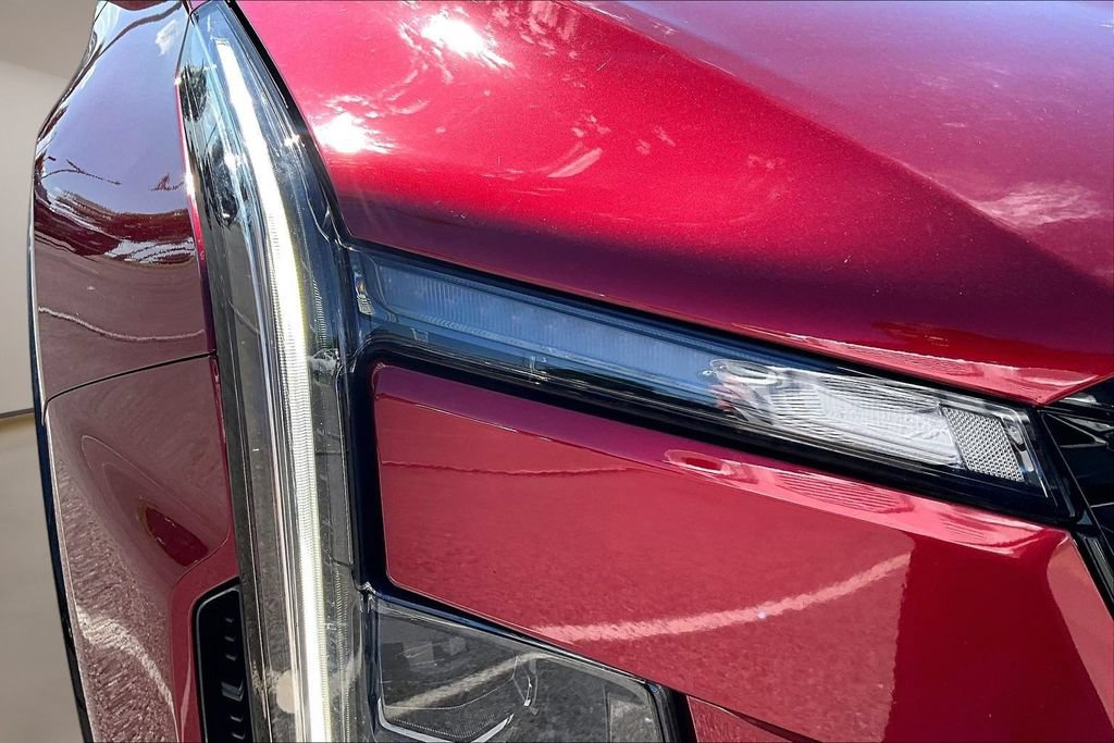 Used 2024 Cadillac XT4 Sport FWD image 31