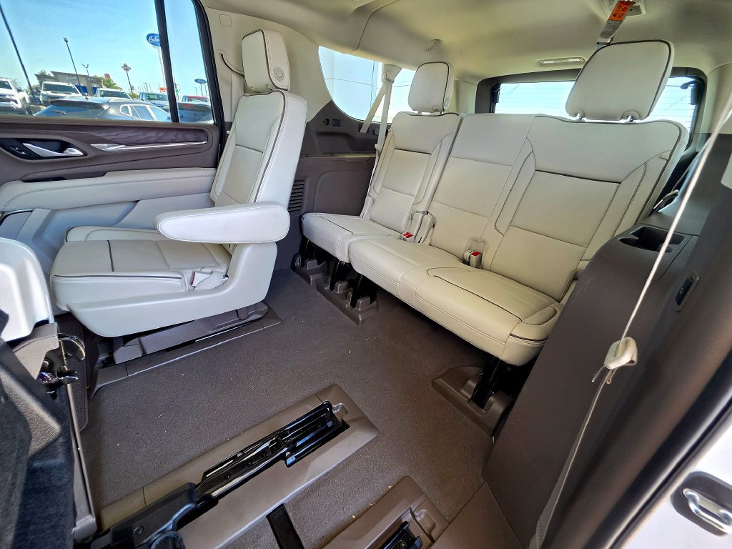 Used 2024 GMC Yukon XL Denali AWD/4WD image 81