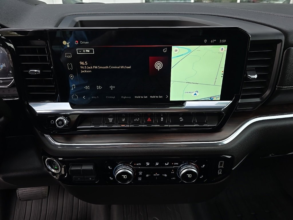 Used 2024 GMC Sierra 3500 SLT w/ X31 Off-Road Package image 13