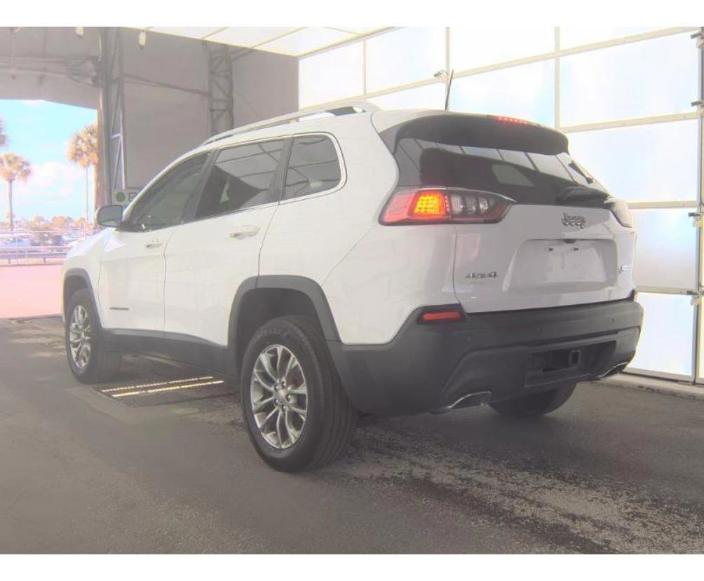 Used 2019 Jeep Cherokee Latitude Plus w/ Trailer Tow Group AWD/4WD image 6