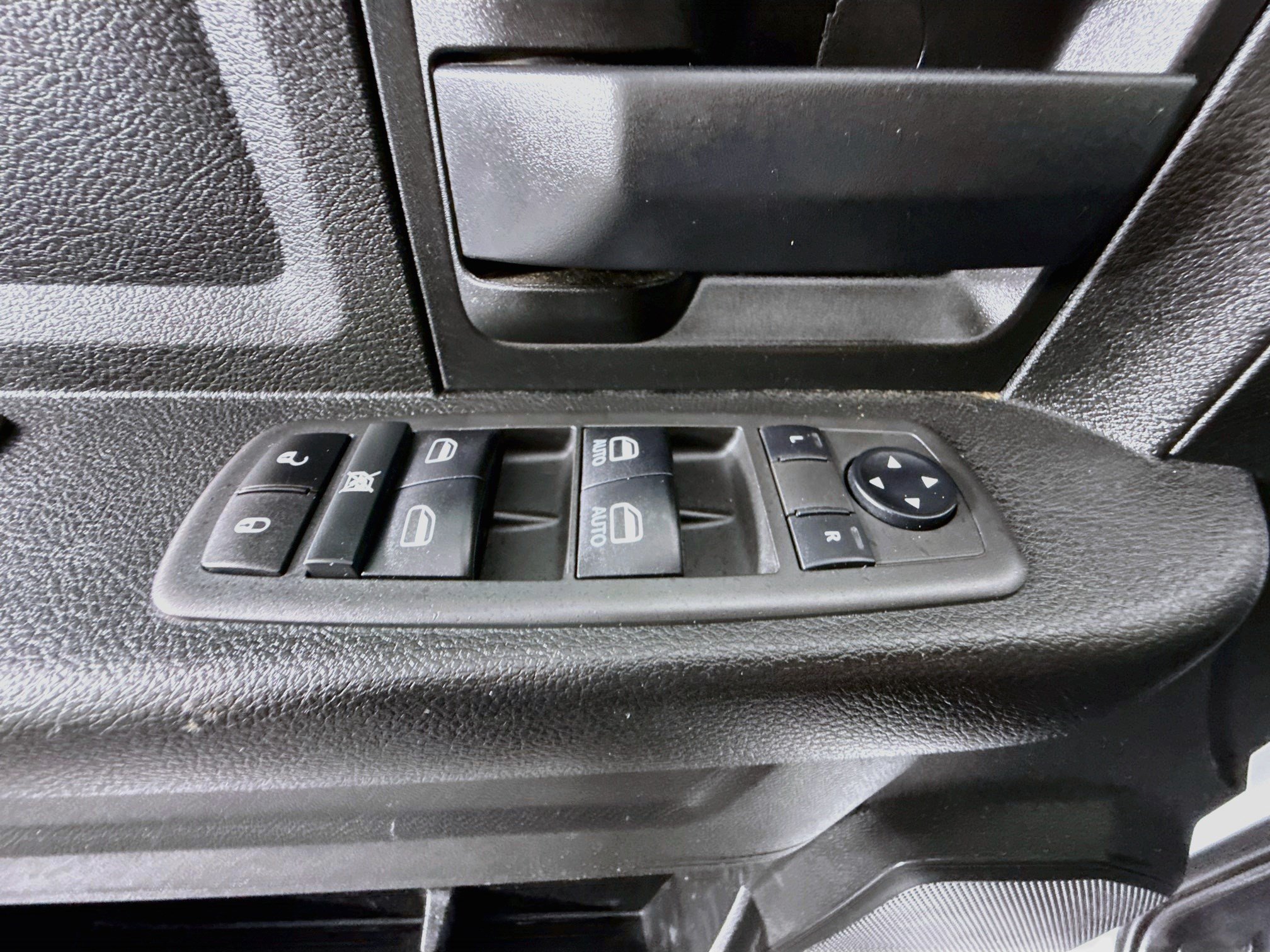 Used 2021 RAM 2500 Tradesman AWD/4WD image 8