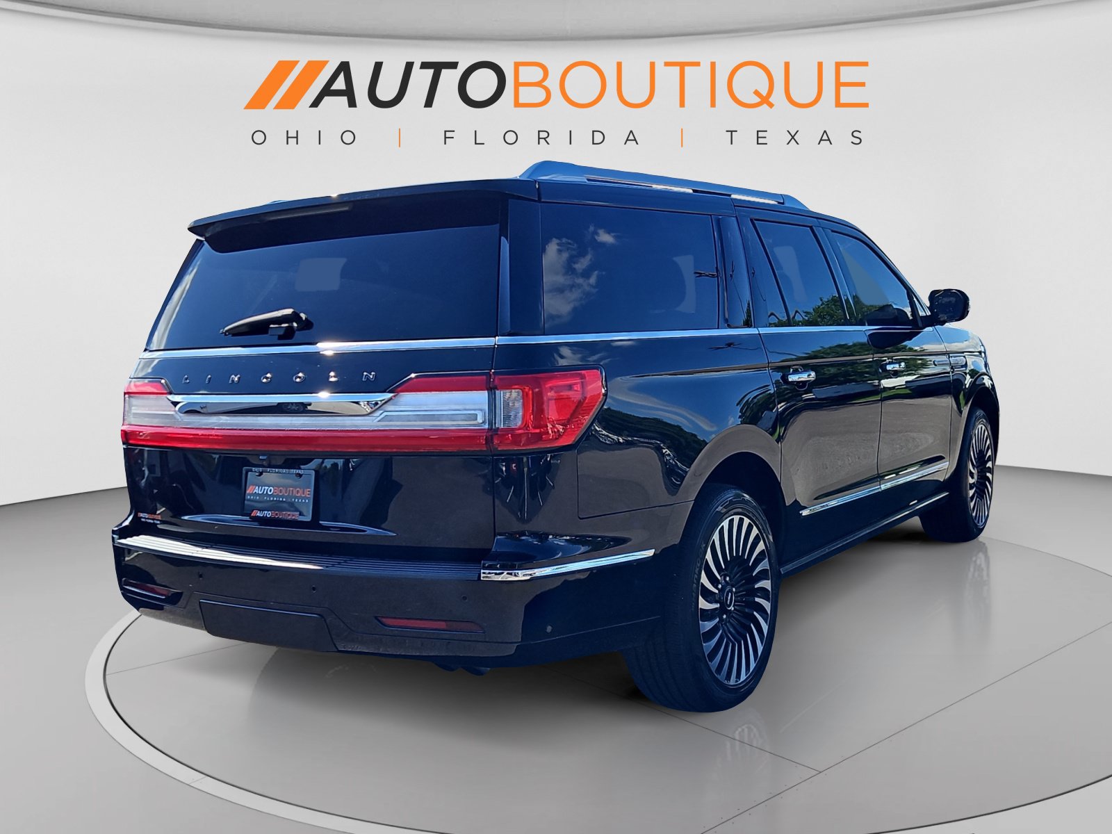 Used 2018 Lincoln Navigator L Black Label w/ Cargo Package AWD/4WD image 6