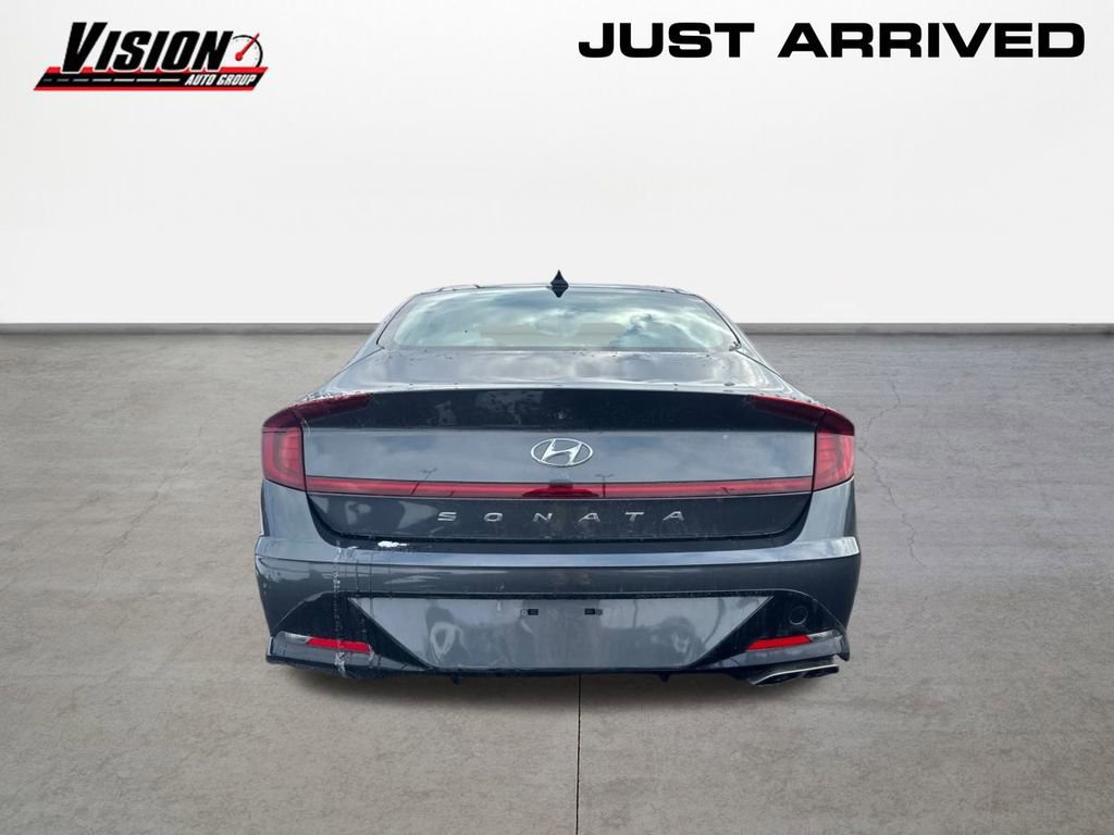 Certified 2023 Hyundai Sonata SEL w/ Convenience Package image 6