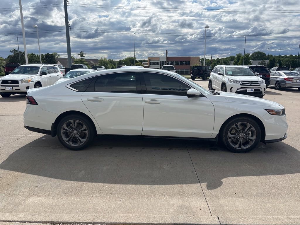 Used 2023 Honda Accord EX-L image 4