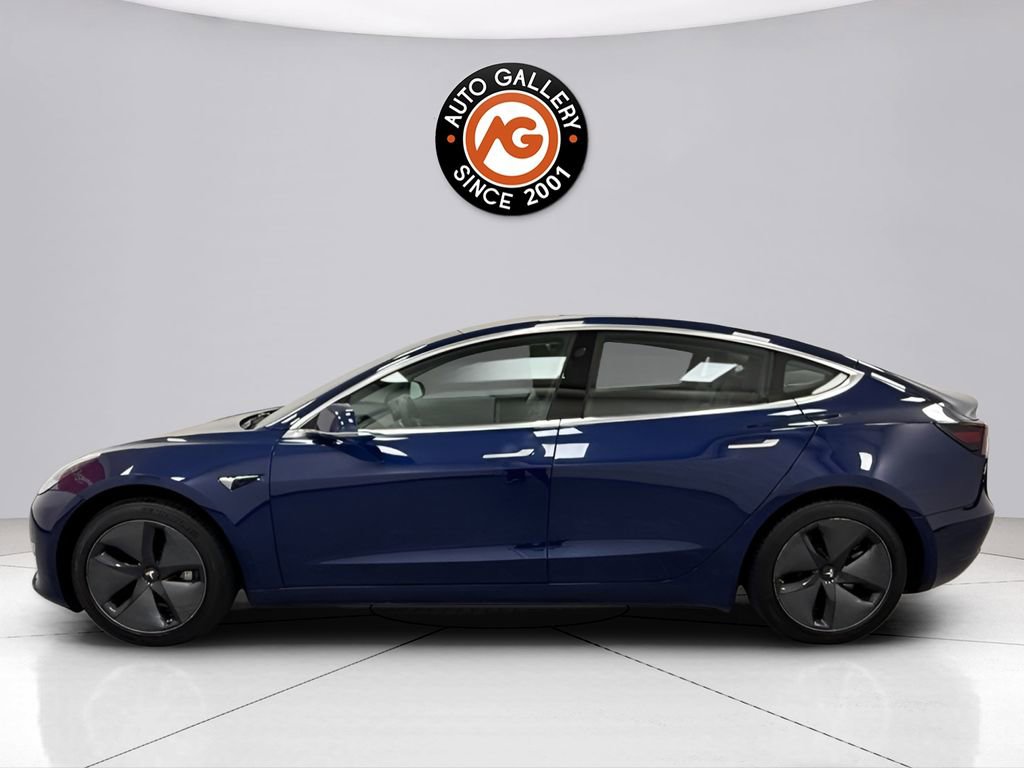 Used 2018 Tesla Model 3 Long Range RWD image 4