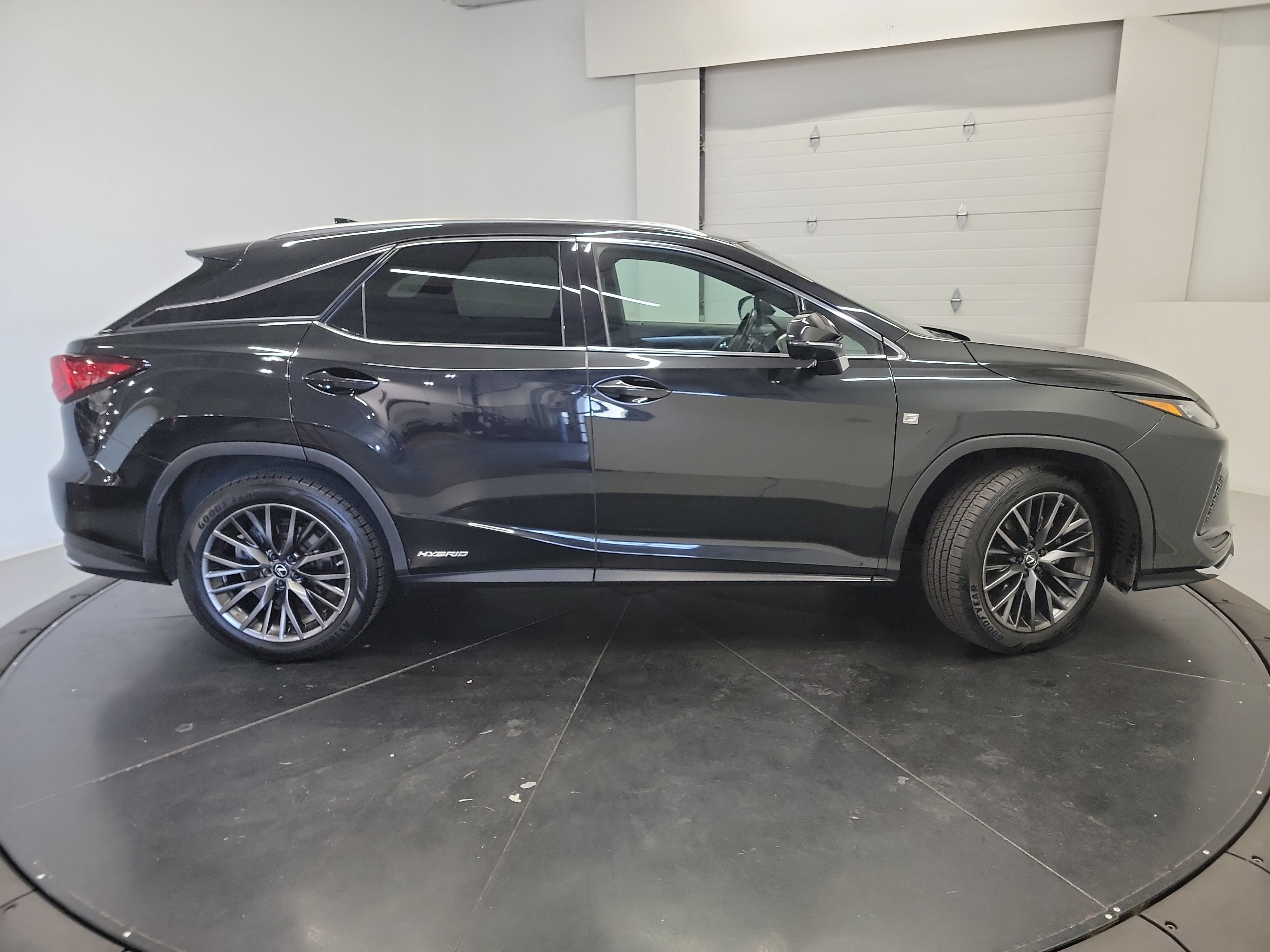 Used 2020 Lexus RX 450h F Sport w/ Accessory Package AWD/4WD image 11