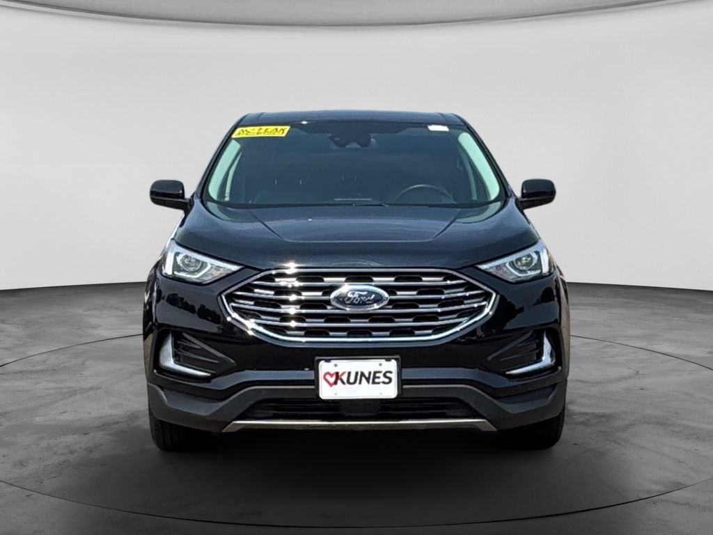 Used 2022 Ford Edge SEL AWD/4WD image 2