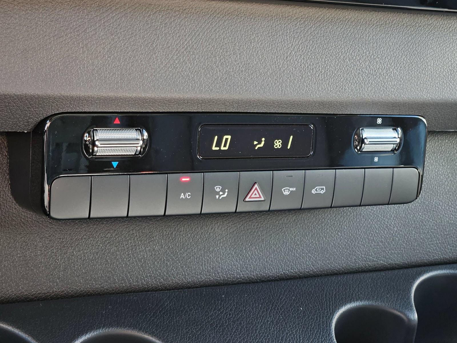 Certified 2025 Mercedes-Benz Sprinter 2500 image 22