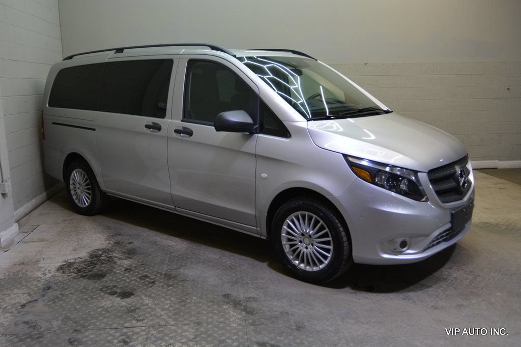 Used 2017 Mercedes-Benz Metris Passenger image 29