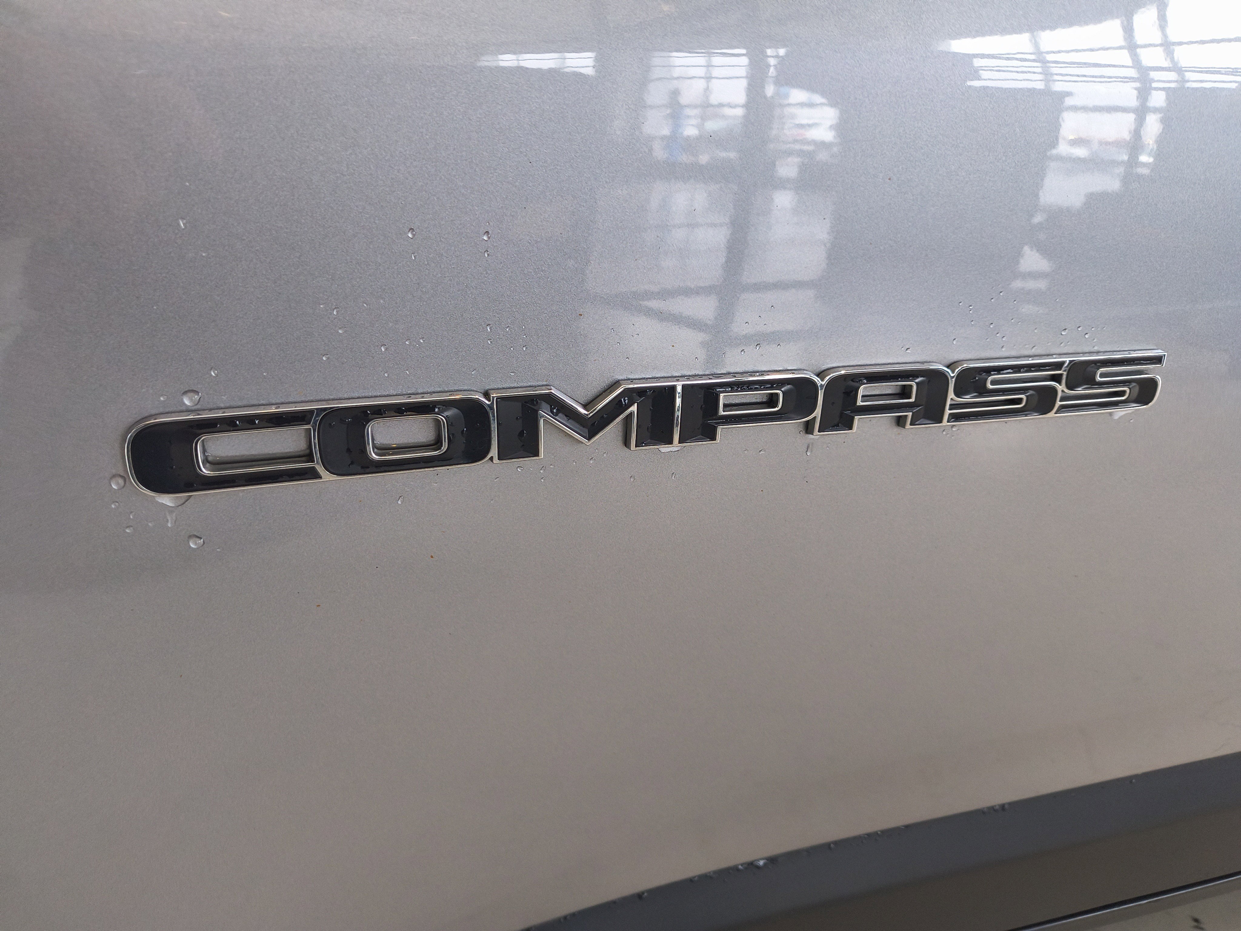 Used 2019 Jeep Compass Limited image 31