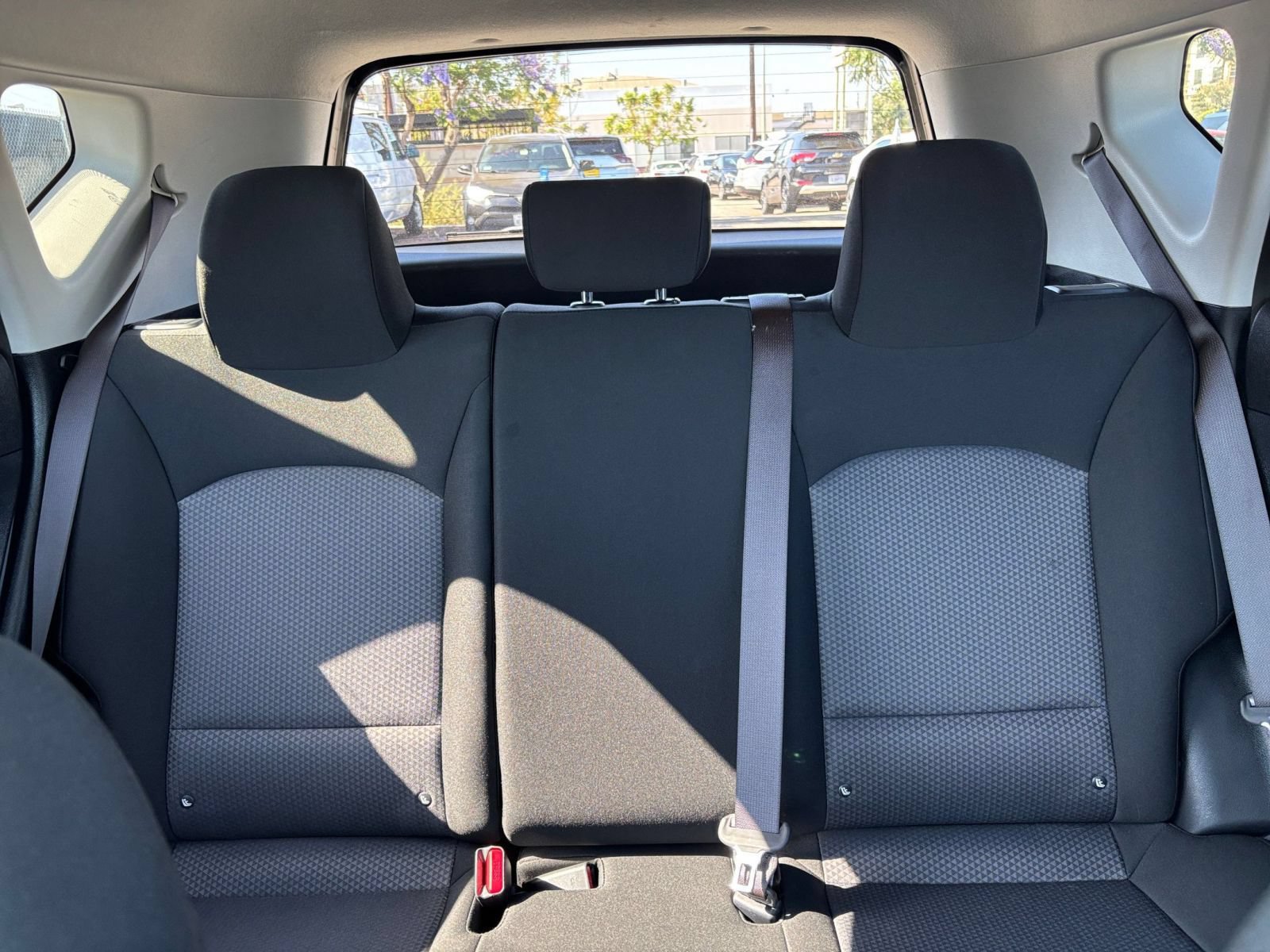 Used 2025 Kia Soul LX w/ LX Technology Package FWD image 38