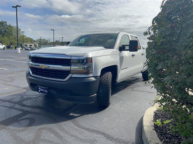 Used 2018 Chevrolet Silverado 1500 W/T AWD/4WD image 3