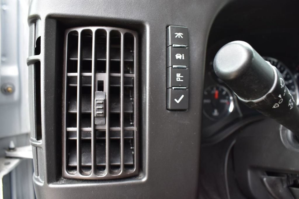 Used 2018 GMC Savana 2500 w/ Communications Package RWD image 34