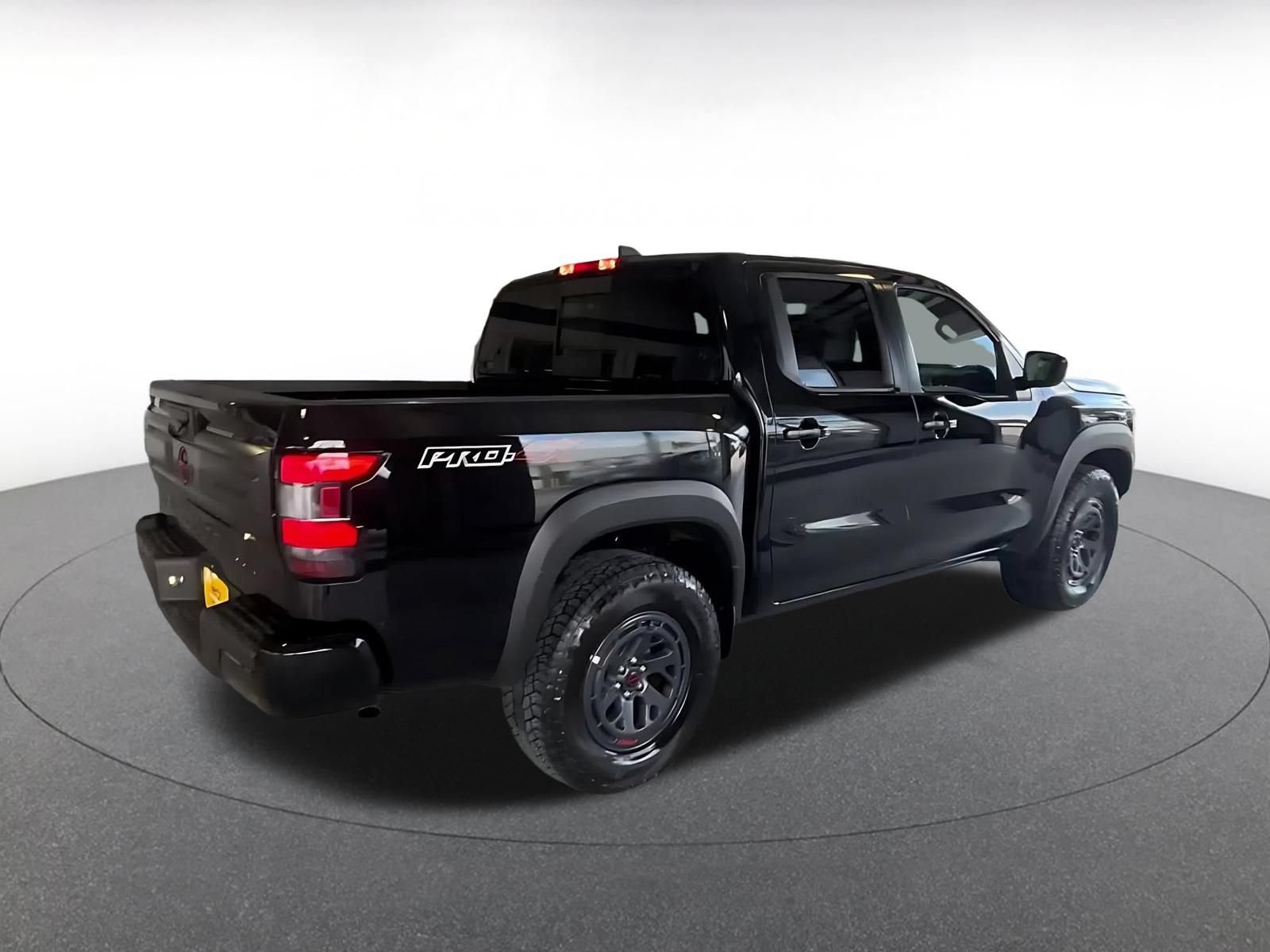 Used 2026 Nissan Frontier PRO-4X AWD/4WD image 14