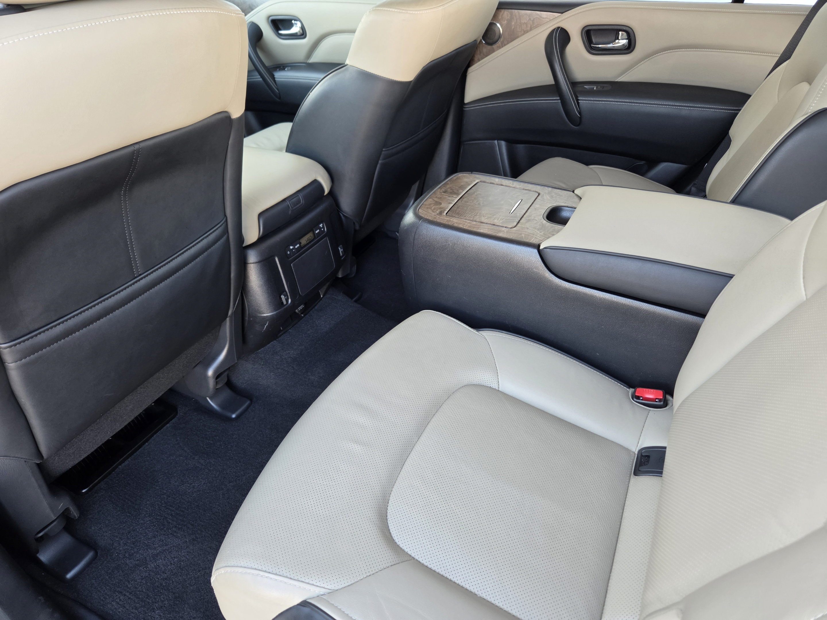 Used 2021 INFINITI QX80 Premium Select w/ Cargo Package RWD image 25
