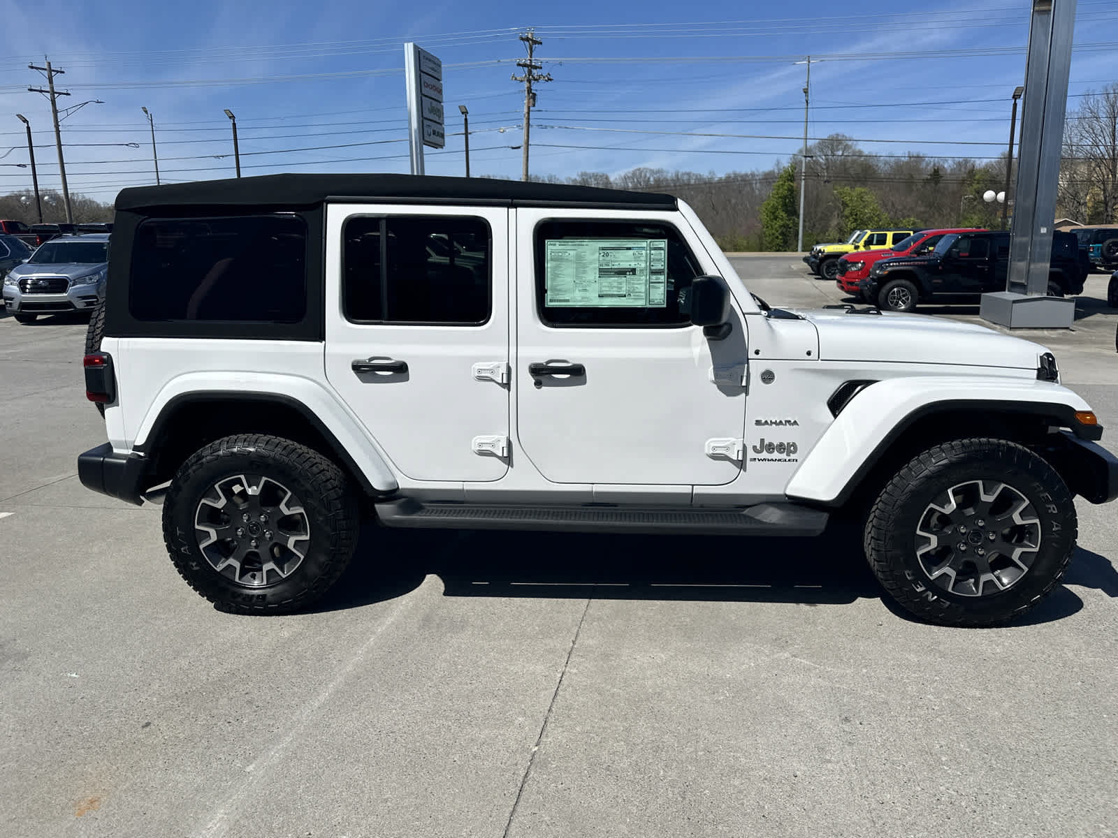 New 2024 Jeep Wrangler Unlimited Sahara w/ Safety Group AWD/4WD image 11