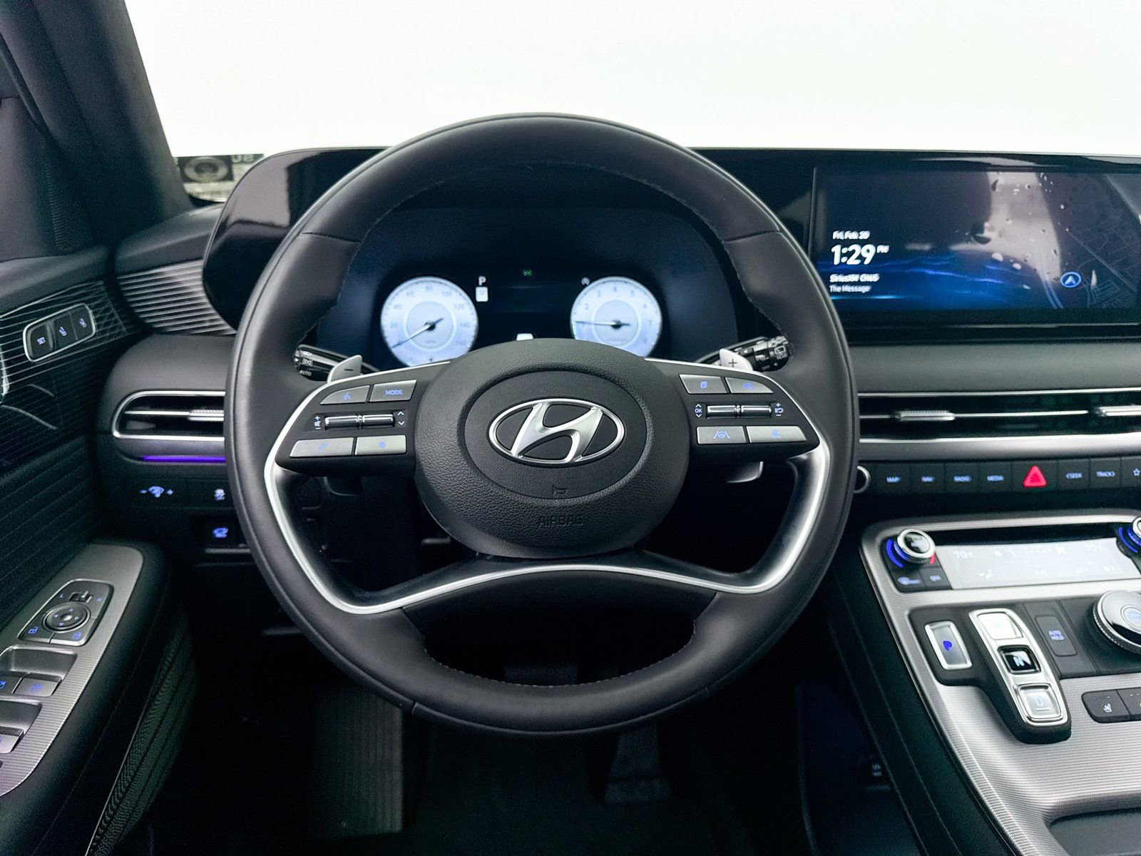 Used 2025 Hyundai Palisade Calligraphy image 24