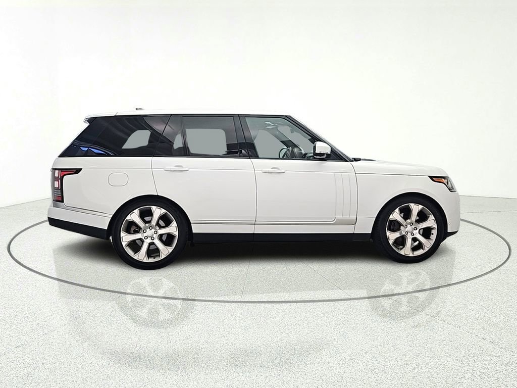 Used 2017 Land Rover Range Rover Supercharged AWD/4WD image 8