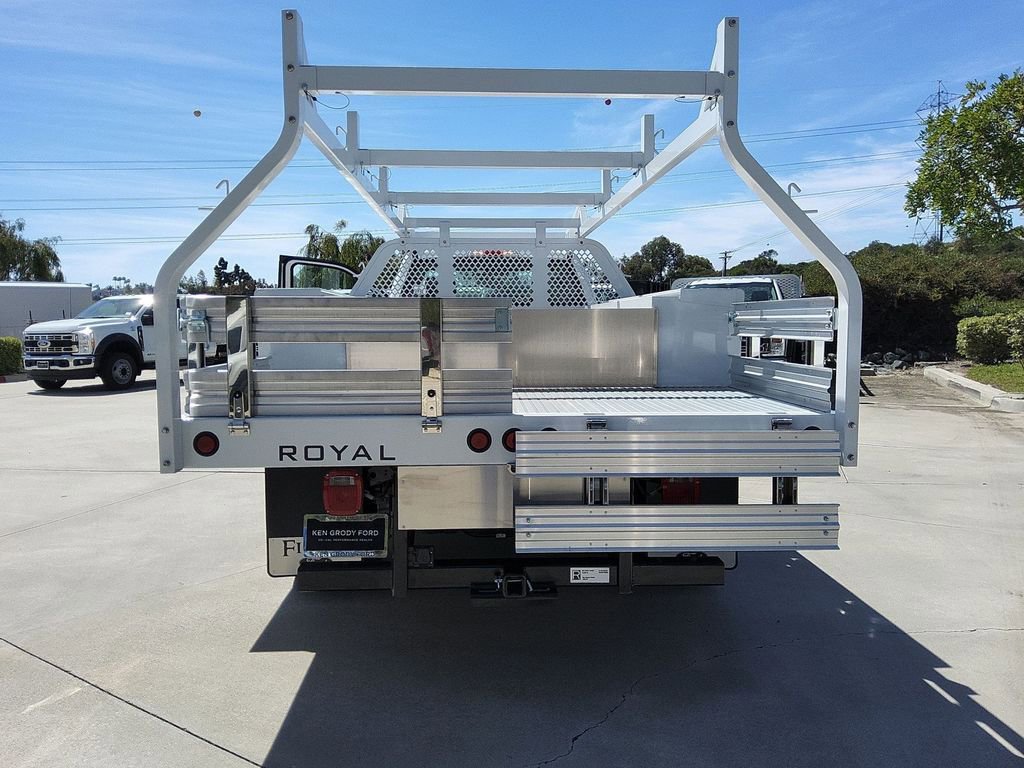 New 2025 Ford F550 2WD Regular Cab Super Duty image 16