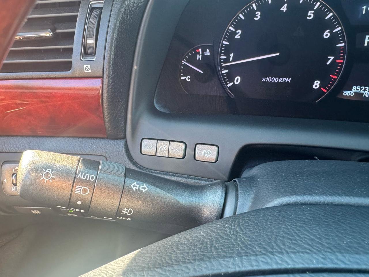 Used 2007 Lexus LS 460 RWD image 25