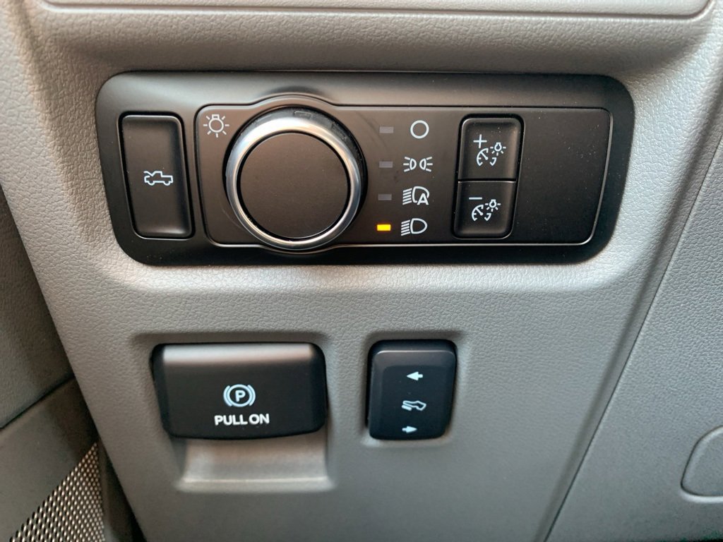 New 2025 Ford F150 Lightning Flash image 30