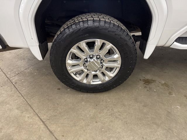 Used 2023 GMC Sierra 3500 Denali w/ Denali Ultimate Package image 27