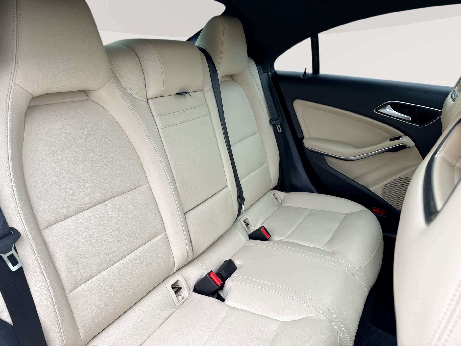 Used 2019 Mercedes-Benz CLA 250 4MATIC image 26