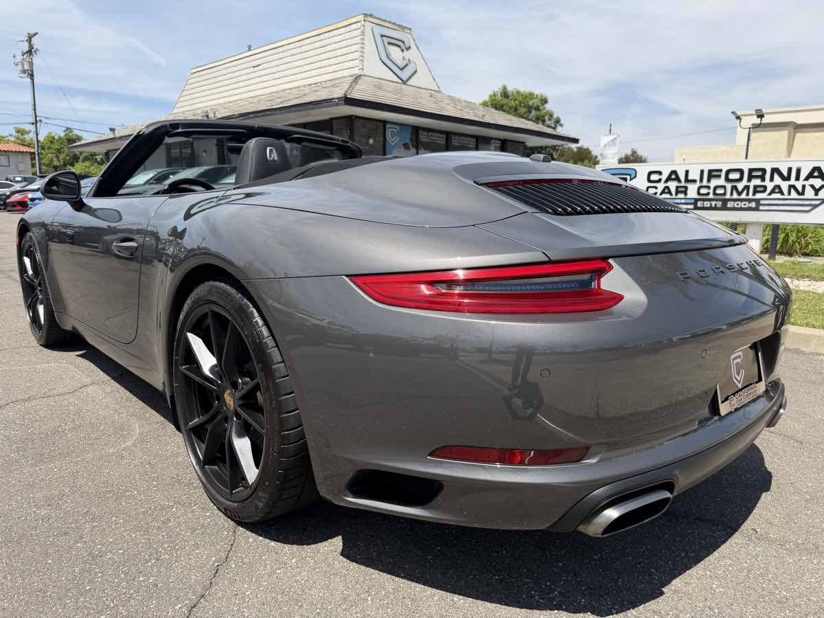Used 2019 Porsche 911 Carrera RWD image 7