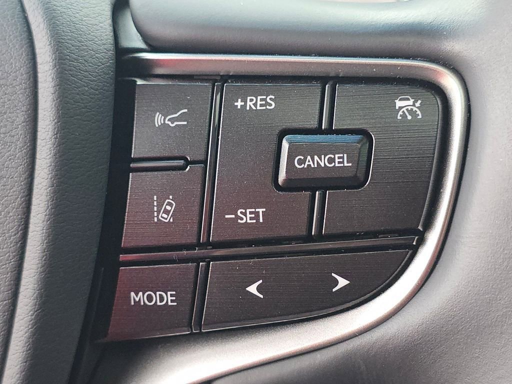 Certified 2025 Lexus ES 300h w/ Premium Package image 27