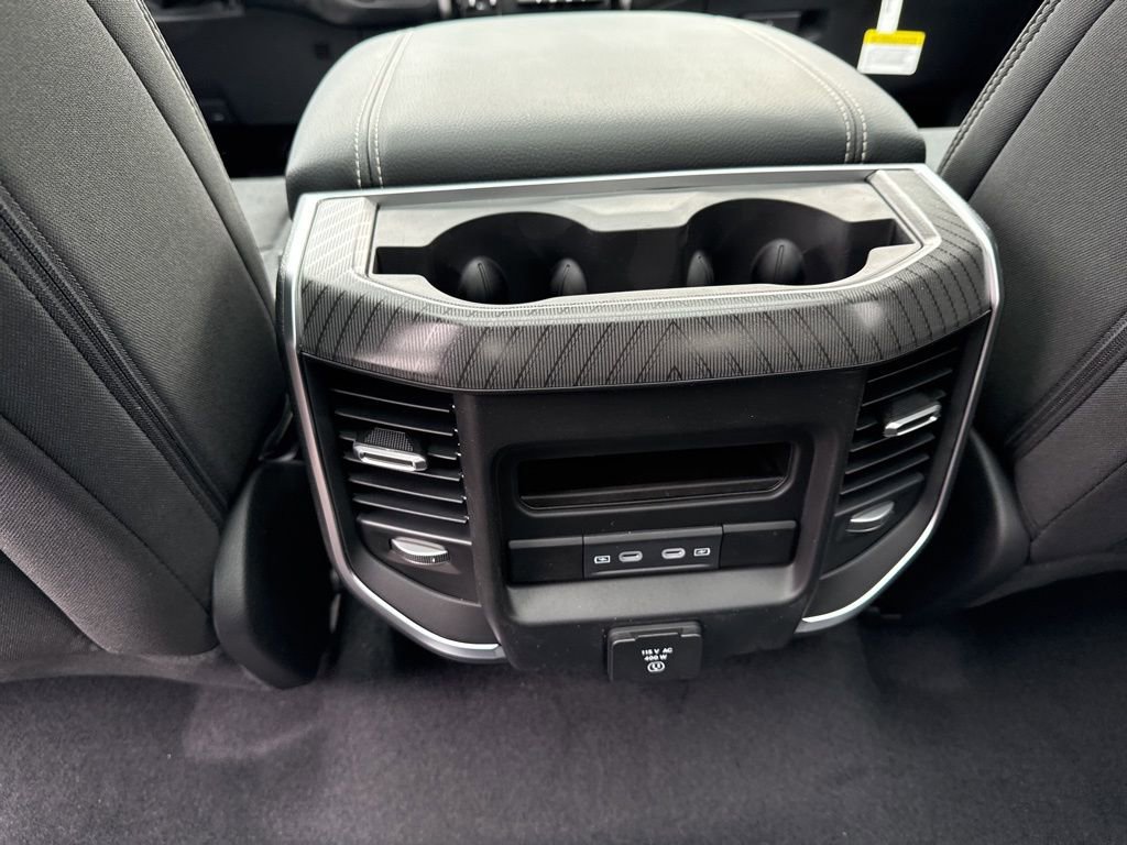 New 2026 RAM 1500 Big Horn AWD/4WD image 23