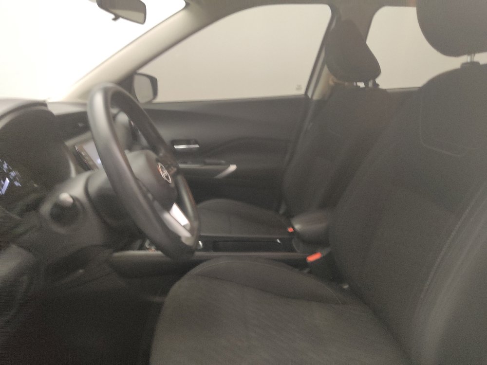 Used 2022 Nissan Kicks SV FWD image 17