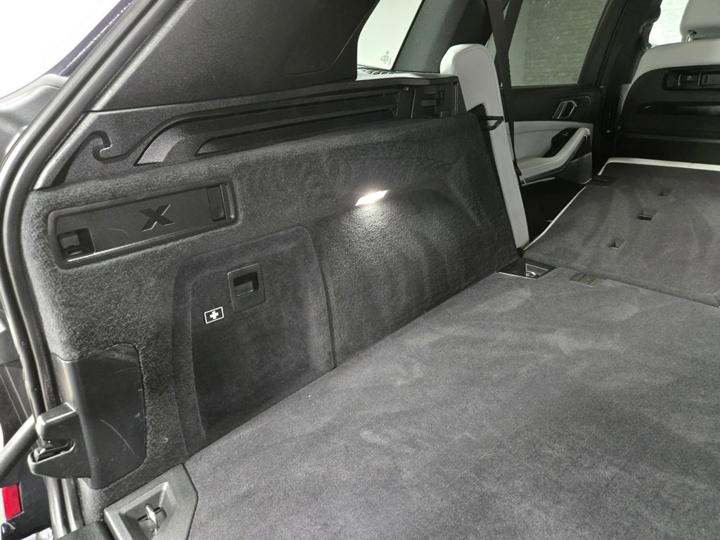 Used 2023 BMW X5 M50i w/ Executive Package image 53