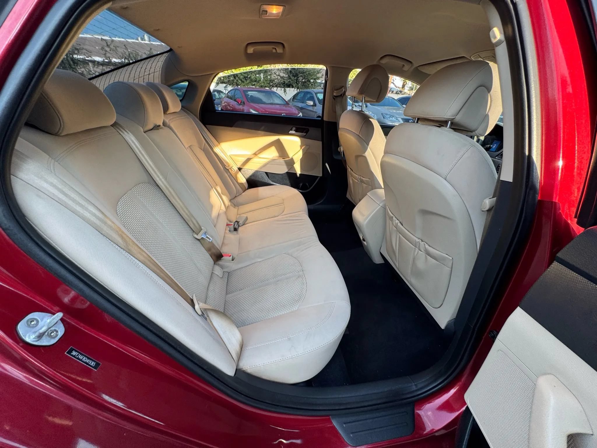 Used 2016 Hyundai Sonata SE w/ Winter Weather Package FWD image 9