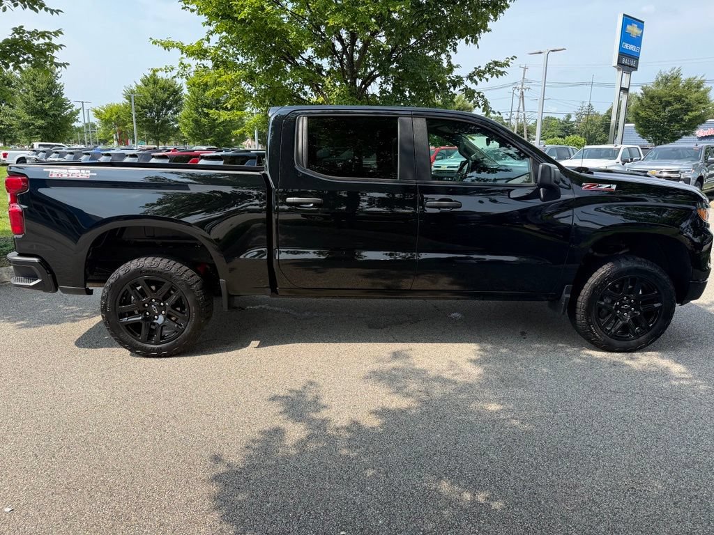 Used 2024 Chevrolet Silverado 1500 Custom Trail Boss AWD/4WD image 6
