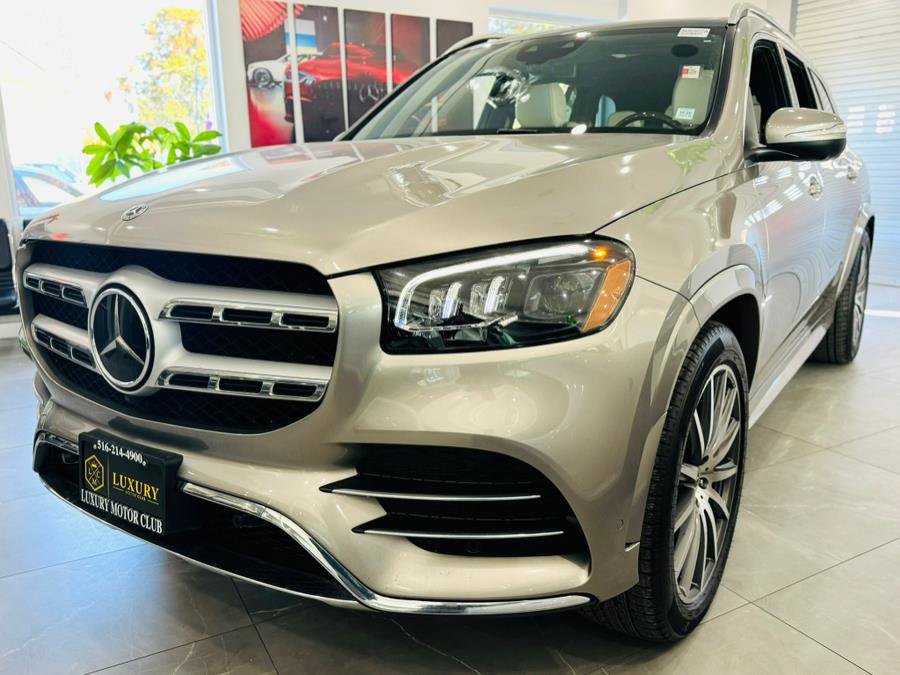 Used 2023 Mercedes-Benz GLS 450 4MATIC w/ AMG Line Exterior image 3