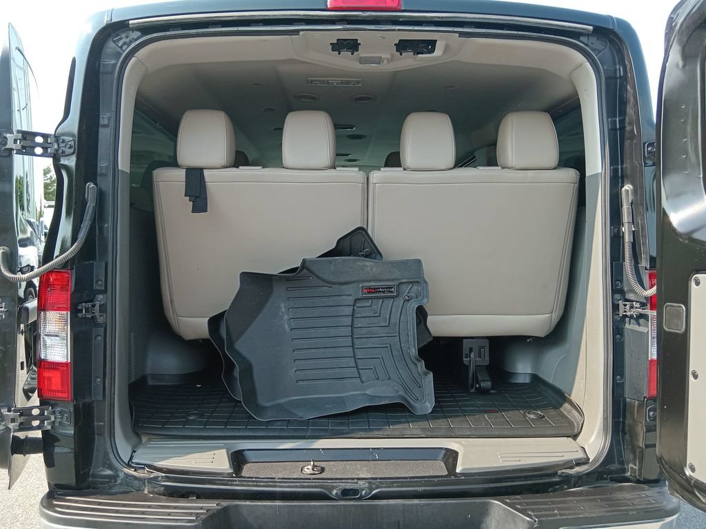 Used 2018 Nissan NV 3500 SL RWD image 6