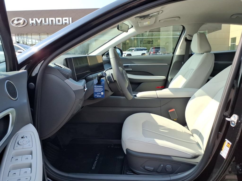 New 2026 Hyundai Sonata SEL FWD image 14
