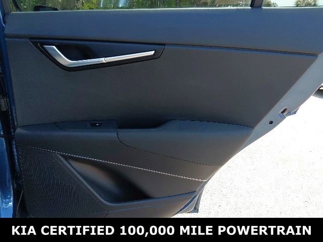 Certified 2025 Kia Niro SX FWD image 27