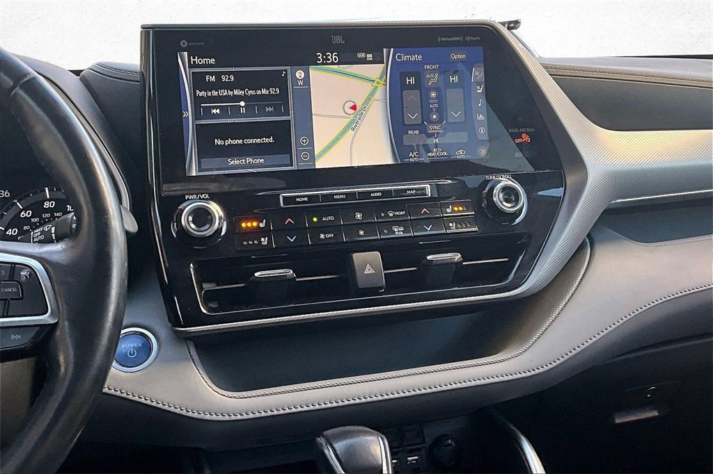 Certified 2021 Toyota Highlander Platinum image 10
