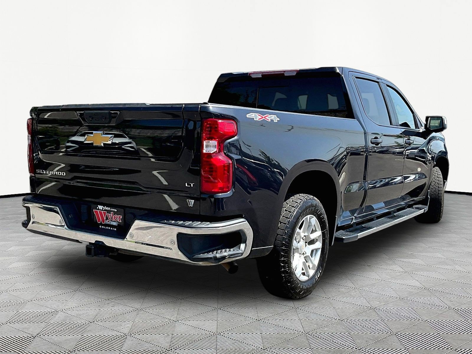 Used 2024 Chevrolet Silverado 1500 LT w/ Max Trailering Package AWD/4WD image 6