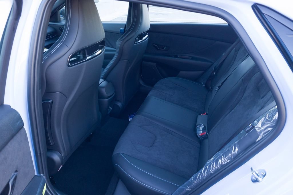 New 2026 Hyundai Elantra N FWD image 17