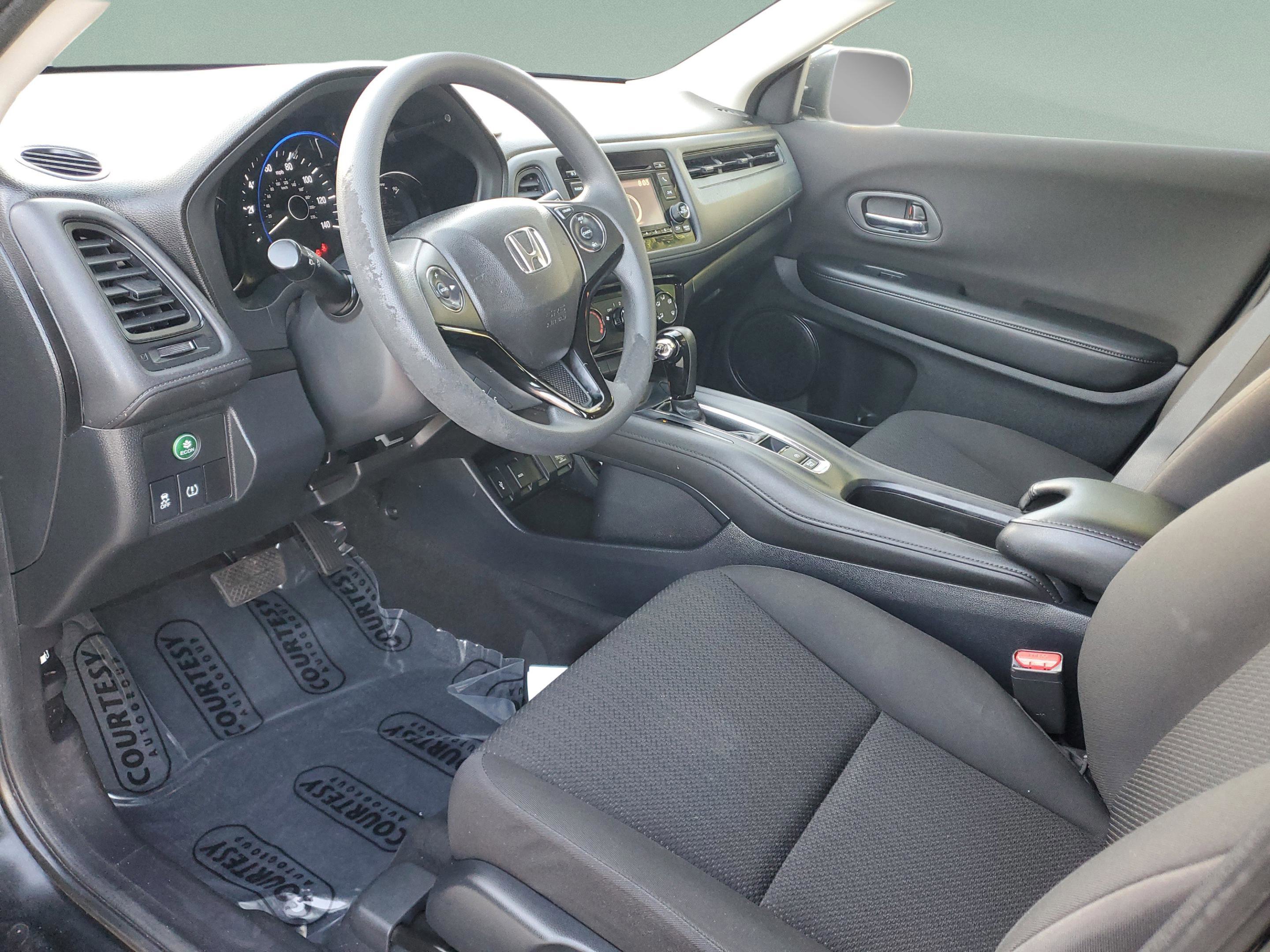 Used 2017 Honda HR-V LX image 15