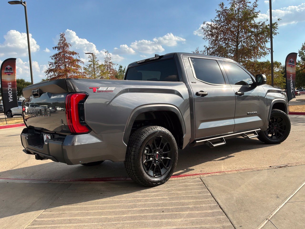 Used 2023 Toyota Tundra SR5 AWD/4WD image 6