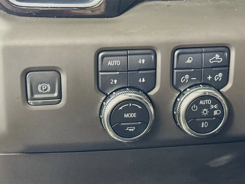 Used 2024 GMC Sierra 1500 Denali AWD/4WD image 22