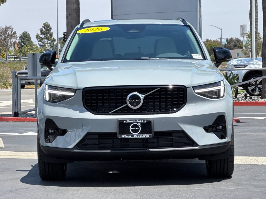 New 2026 Volvo XC40 B5 Plus w/ Protection Package Premier AWD/4WD image 8