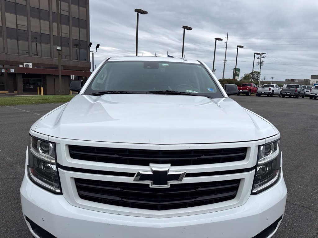 Used 2020 Chevrolet Suburban LT w/ RST Edition AWD/4WD image 5