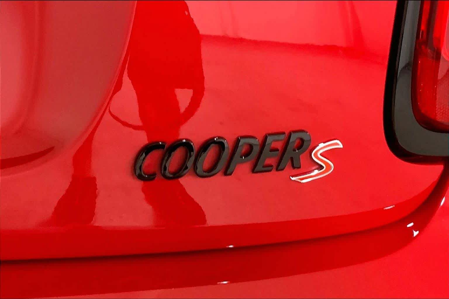 Certified 2024 MINI Cooper S FWD image 28
