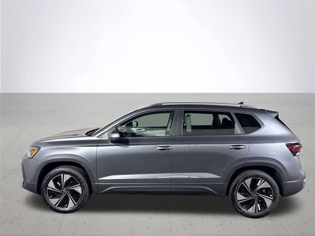 New 2026 Volkswagen Taos SE AWD/4WD image 9