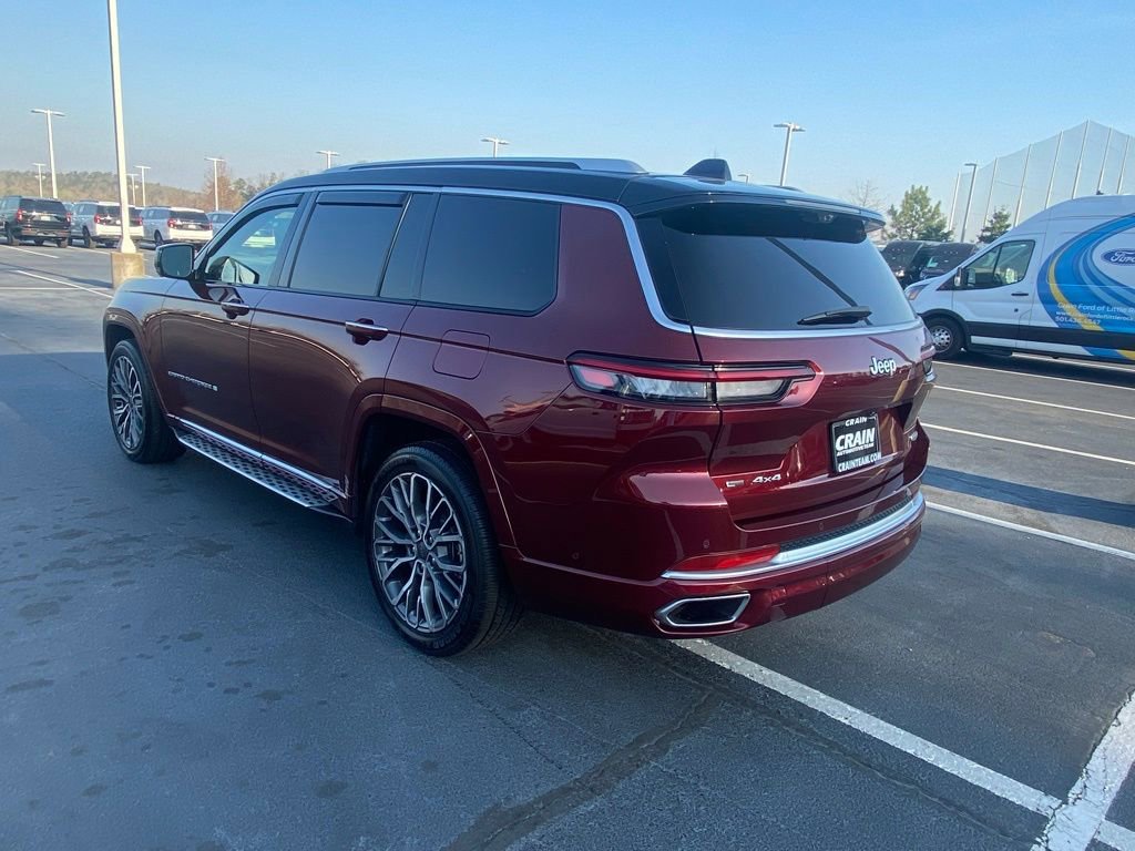 Used 2023 Jeep Grand Cherokee L Summit AWD/4WD image 5